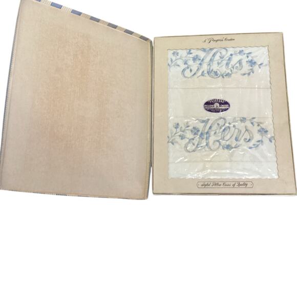 Vintage Progress His and Her Embroidered Pillowcases In Original Box Sealed * - Picture 5 of 6